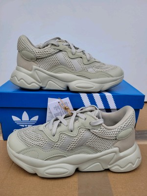 Kleinkind Jungen Mädchen Adidas Ozweego Turnschuhe Junior UVP 55 £