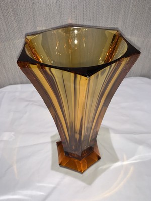 Schöne antike Bernstein Moser facettiert geschliffene Kristall Vase - schwer mit 2,8 kg - 29 cm H