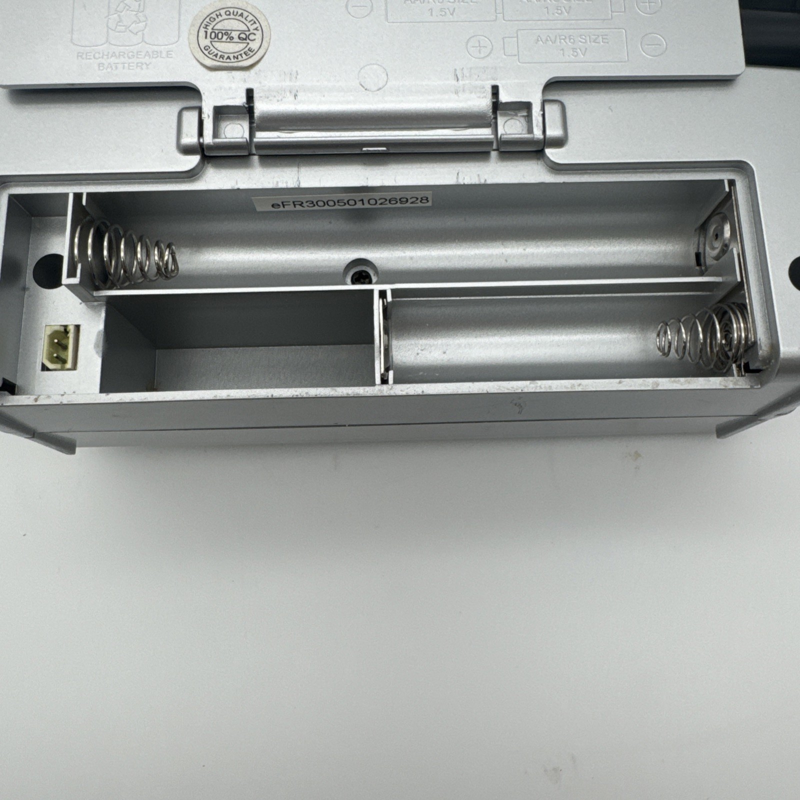 Eton Ll Bean Fr-300 Hand-Crank Multi-Purpose Am/Fm/Tv-Vhf Emergency Radio