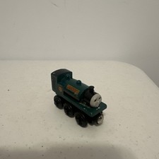 Thomas  Friends Wooden Railway Train Tank Engine - Peter Sam - 2003 GUC - Green