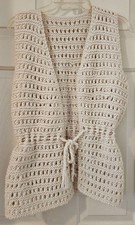 Vtg Knit Vest Cream Color Handmade Yarn Pull Tie  Size Medium  EUC
