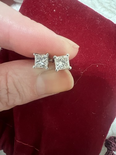 diamond earrings stud