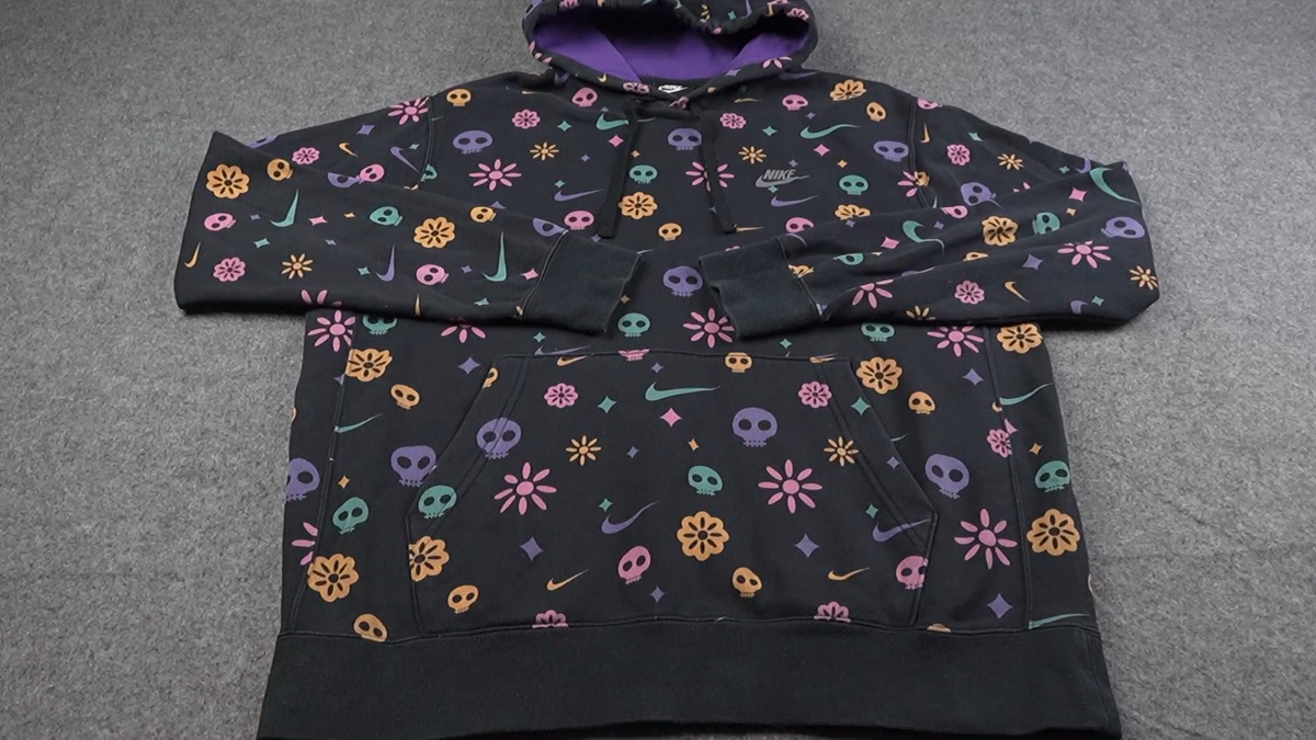 Nike Hoodie Sweatshirt Large Black Day Of The Dead Skull Swoosh