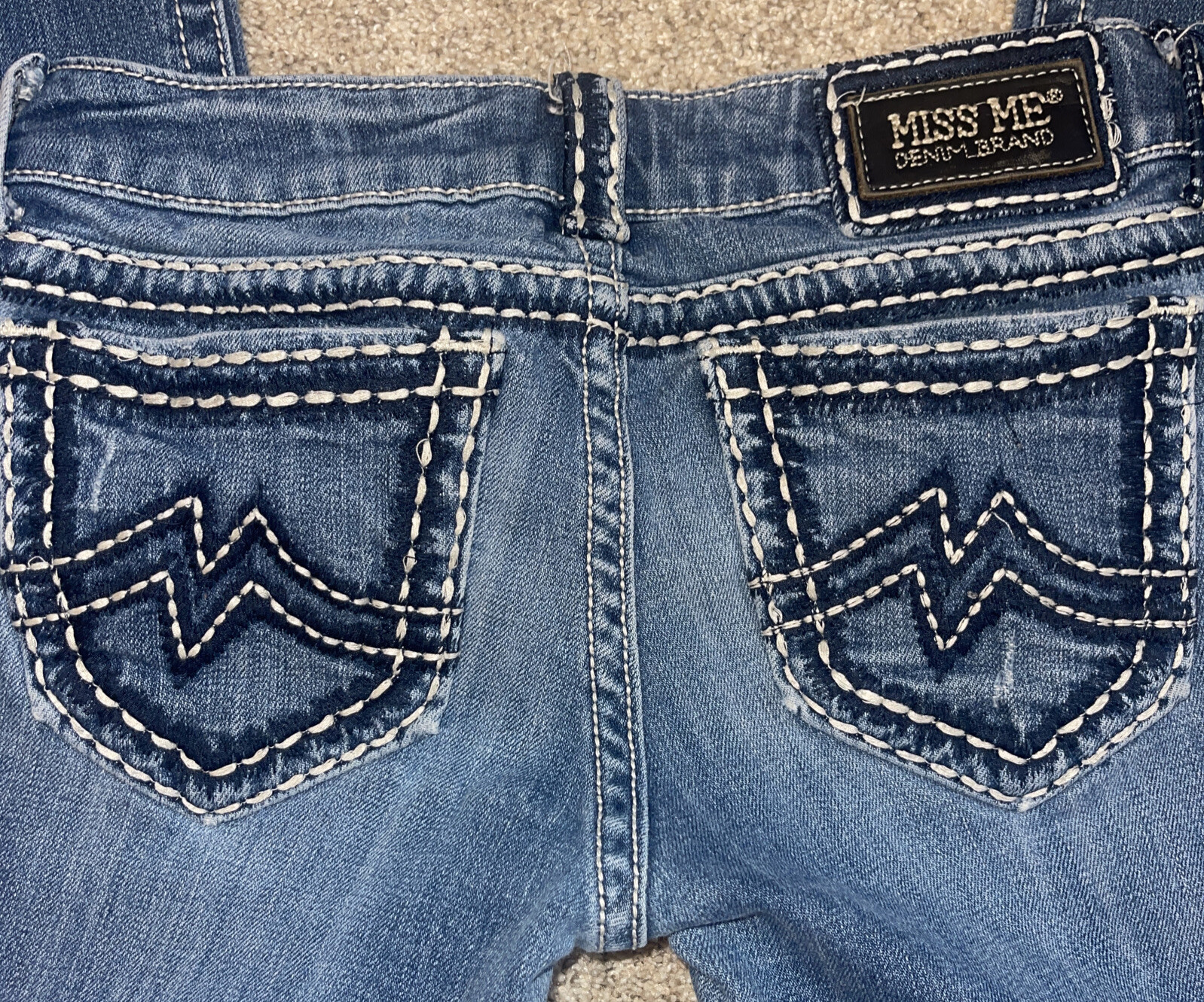 Miss Me Sunny Skinny women's size 28 jeans Distressed Thick Stitch
