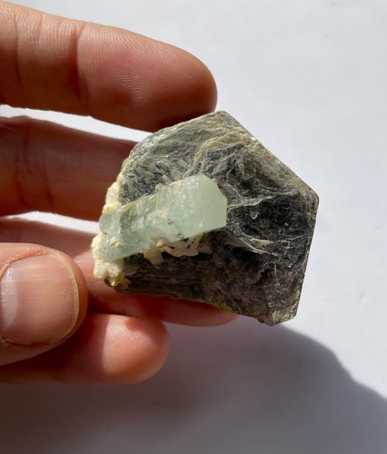 173 Ct Terminated Aquamarine With Muscovite Mica Specimen Shigar - Picture 7 of 13