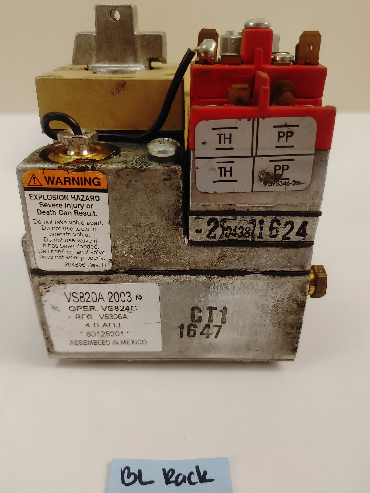 HONEYWELL VS820A2003 GAS VALVE VS820A 1/2" NATURAL GAS VALVE *Read Description*