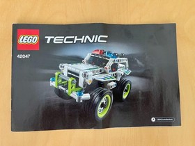 LEGO Technic 42047 Police Interceptor Pull-Back w/ Manual - incomplete