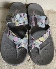 Skechers Women's Foamies Reggae Artsy Outdoor Slip-On Toe Loop Sandal Grey Sz 10