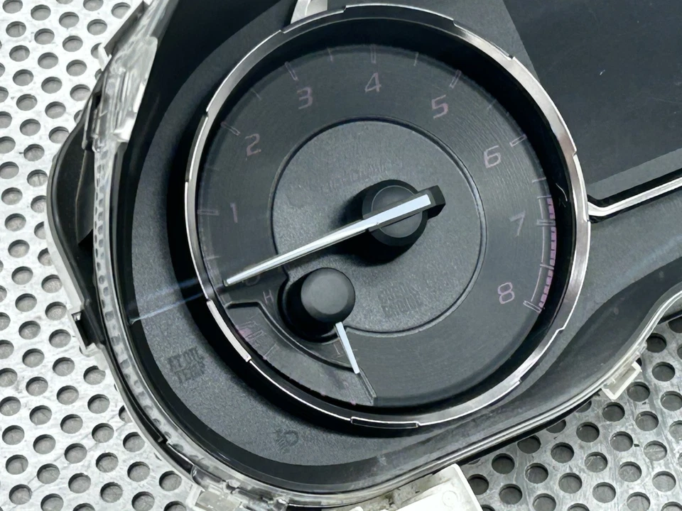 Subaru WRX STI 2017 velocímetro medidor cuadro instrumento odómetro 113 k millas Foto 2 de 4