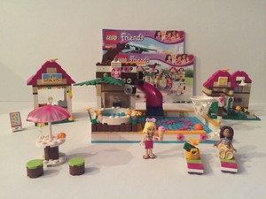 lego friends casa con piscina