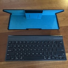 Logitech Tablet Keyboard for iPad 1G, 2G, 3G, 4G and iPad Mini