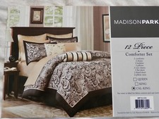 California King Comforter, Two 25-Inch Square Pillow Shams, Excellent Condition 