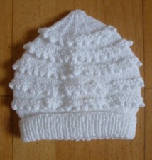 Lovely Handmade Knitted 0-3 Months White Christmas Tree Hat