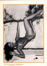 21st CENTURY ARCHIVES BUNNY YEAGER - BETTIE PAGE P1 COLLECTOR PROMO INSERT CARD 