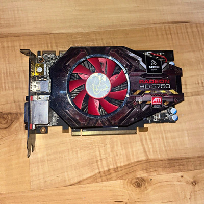 XFX ATI Radeon HD 5750 Grafikkarte PCIe x16 DVI HDMI Lüfter, HD-575X-ZNQF