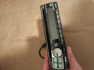 ALPINE Auto Radio + CD Player 