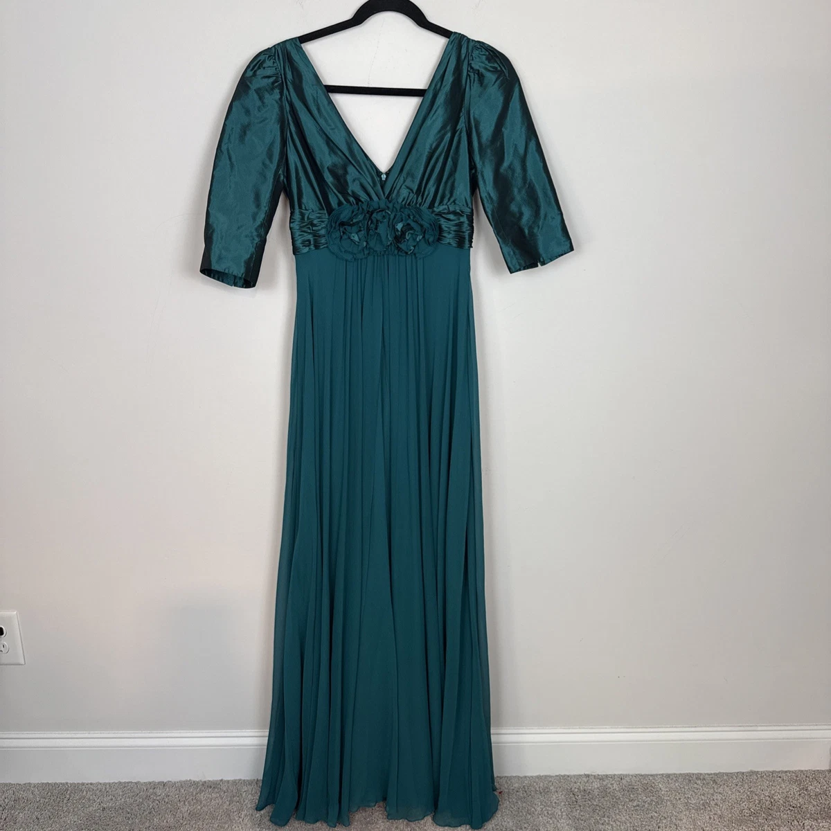teri jon emerald green dress Teri Jon 259078 main image 1