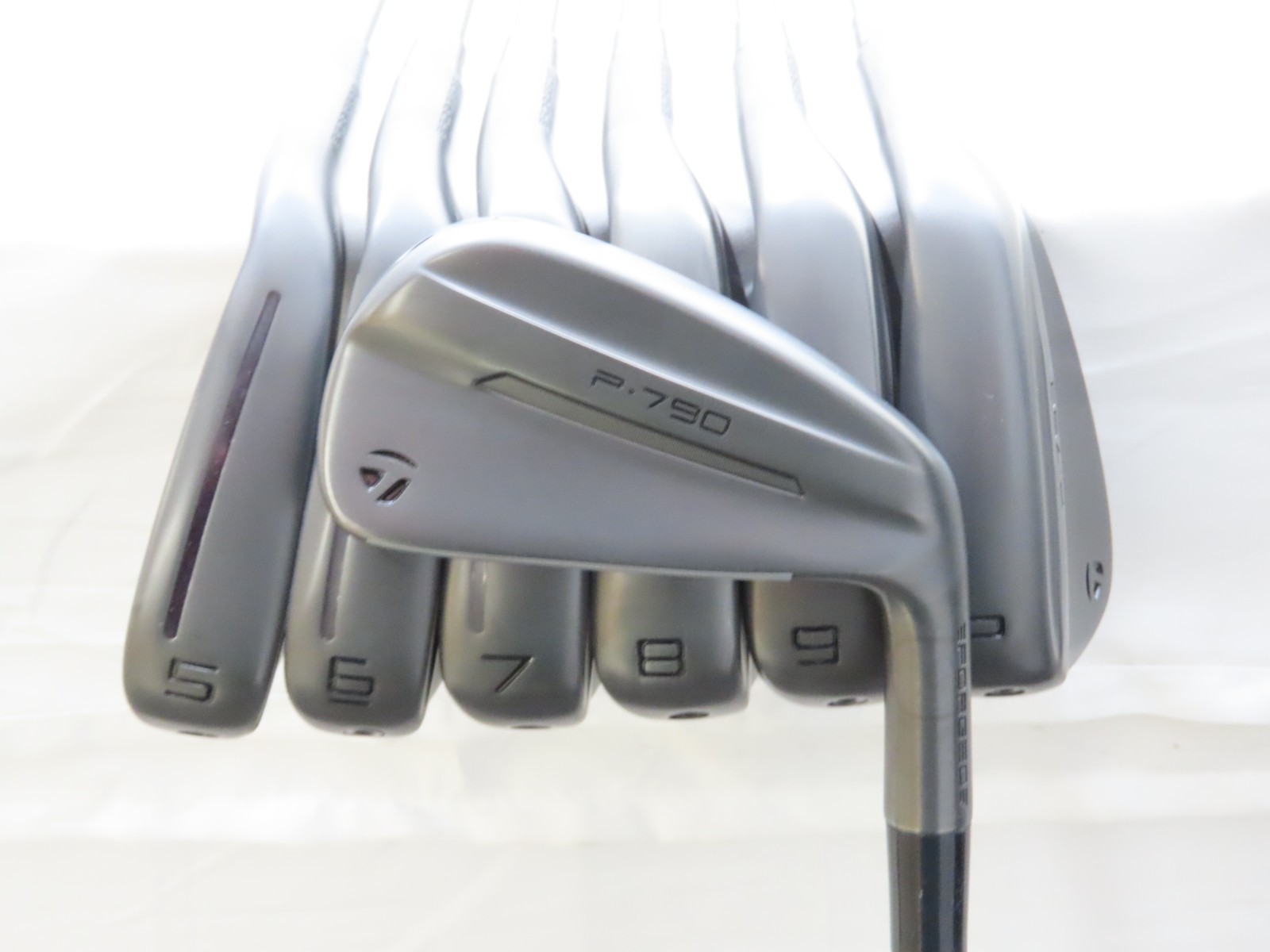 Used 2025 Taylormade P-790 Battle Worn Iron Set 4-PW Modus3 