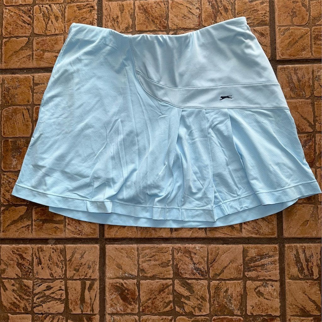 Foto 1 di 8