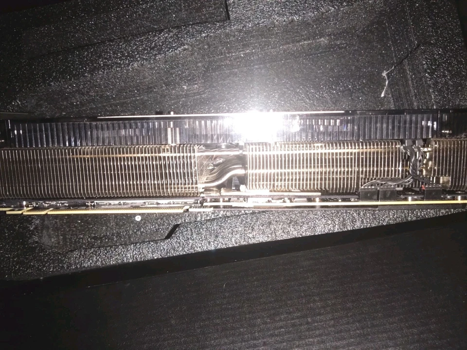 EVGA RTX2080 TI FTW3 Ultra original Luftkühler, mit Midplate und allen Schraube - Bild 3 von 4