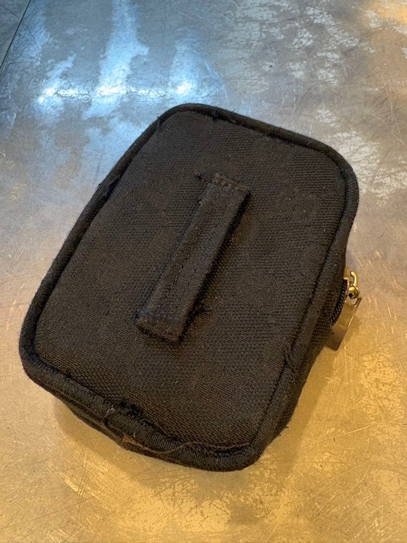 GUCCI Solid Rectangle Pouch Hand Bag Ziplock Canv… - image 14