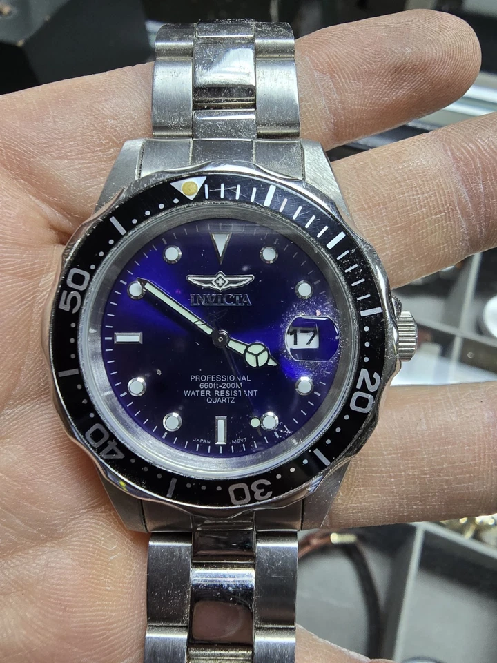 Reloj Hombre INVICTA Pro Diver Automático Dos Tonos Acero Inoxidable Foto 3 de 4