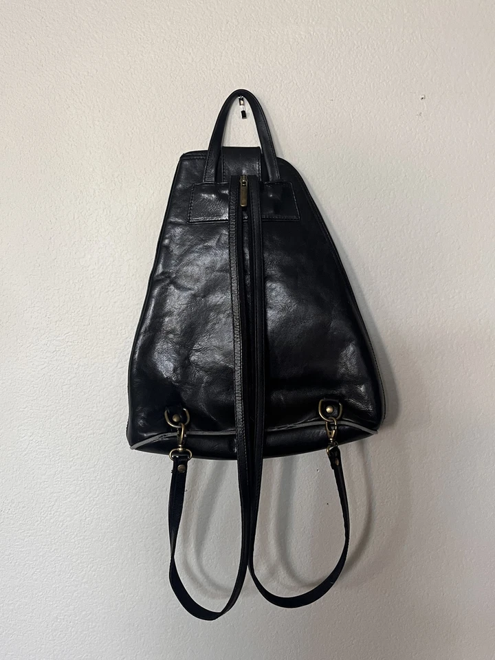 Bandolera o mochila híbrida vintage Firenze italiana de cuero negro Foto 2 de 4