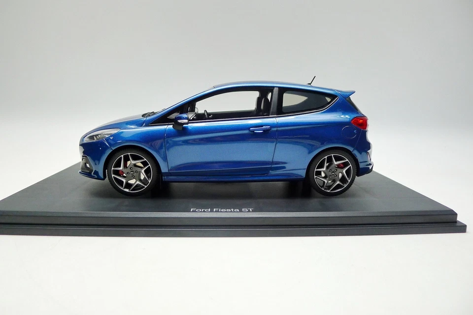 1 /18 Ford Fiesta ST 2020 Resin Model car By DNA Collectibles  - blue color - Image 2 of 4