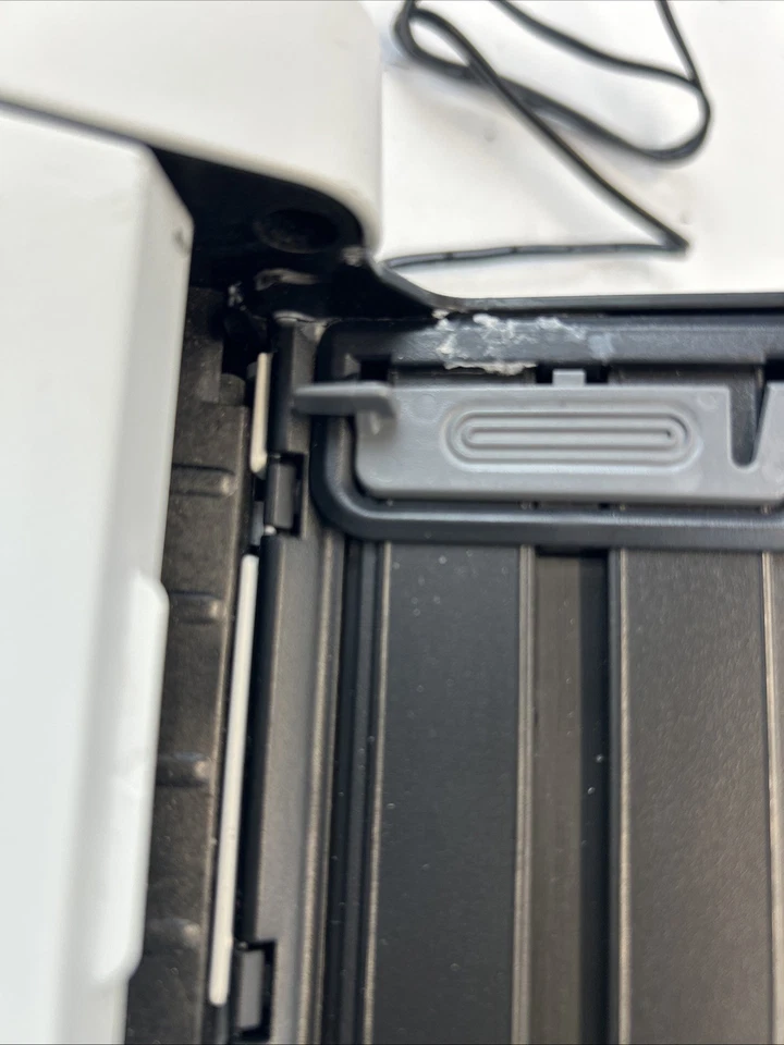 Brother ADS-1700W Wireless Scanner – Tested, Works, Back Broken, Read - Image 3 of 4