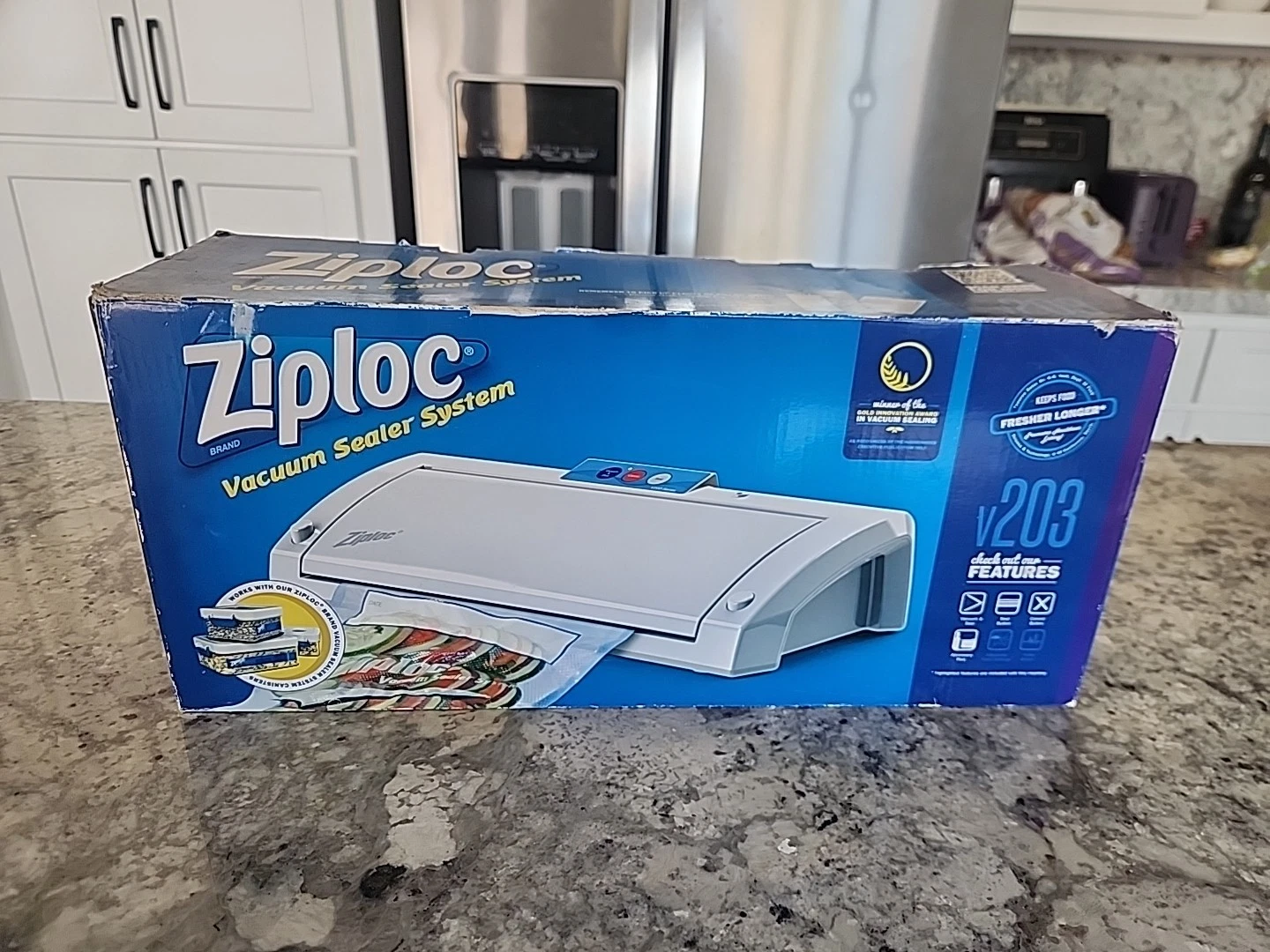 NEW Ziploc V203 Vacuum Sealer System V200 Series Food Freezer Storage
