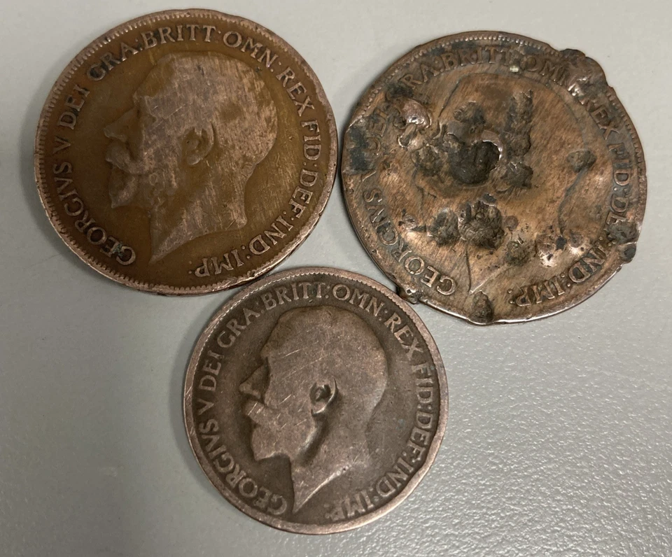 1916, 1920, 1921 1 And 1/2 Penny Great Britain UK a Lot of 3 Value Coins - Image 2 of 2