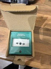 Emergency  Door Release Green Call Point Re-settable Single Pole MAXHUNT