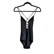 Victoria  s Secret Braided Crisscrossed Front Tie Back One Piece Swimsuit Sz XS