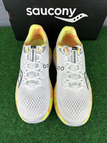 Size 10.5- Saucony Endorphin Trainer White Black - Picture 2 of 5