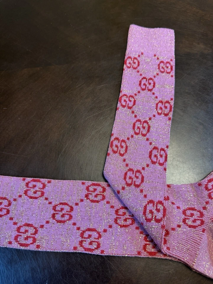 Nuevos Auténticos Calcetines Gucci GG Supreme Logo Brillante Rosa Talla L Mujer’s/M Hombre’s Foto 2 de 4