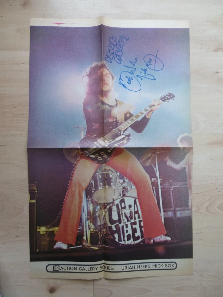 Mick Box "Uriah Heep" Autogramm signed 37x60 cm Poster gefaltet - Bild 1 von 1