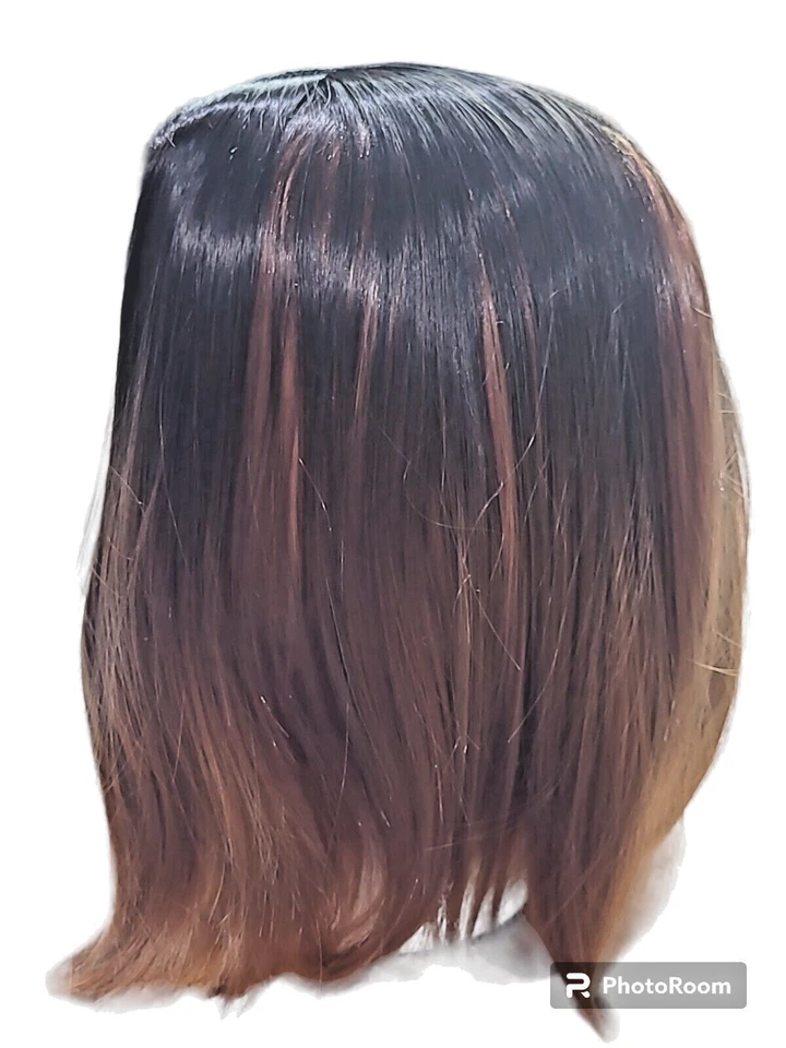 Peluca de mujer Bob en ángulo. Marrón oscuro con reflejos de óxido Foto 2 de 4