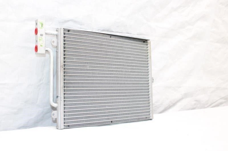 2000 PORSCHE BOXSTER 986 CONVERTIBLE #278 FRONT LEFT AC CONDENSER - Image 2 of 4