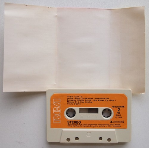 DAVID BOWIE - SPACE ODDITY (RCA PK2101) 1970s UK CASSETTE ORANGE LABELS BLACK - Picture 3 of 4