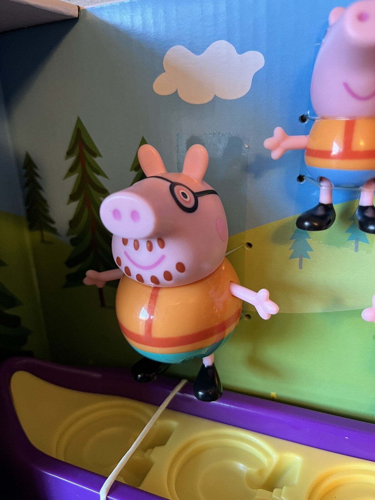 Peppa Pig Peppa’s FAMILY CANOE TRIP with 4 Figures Preschool NEW Toy