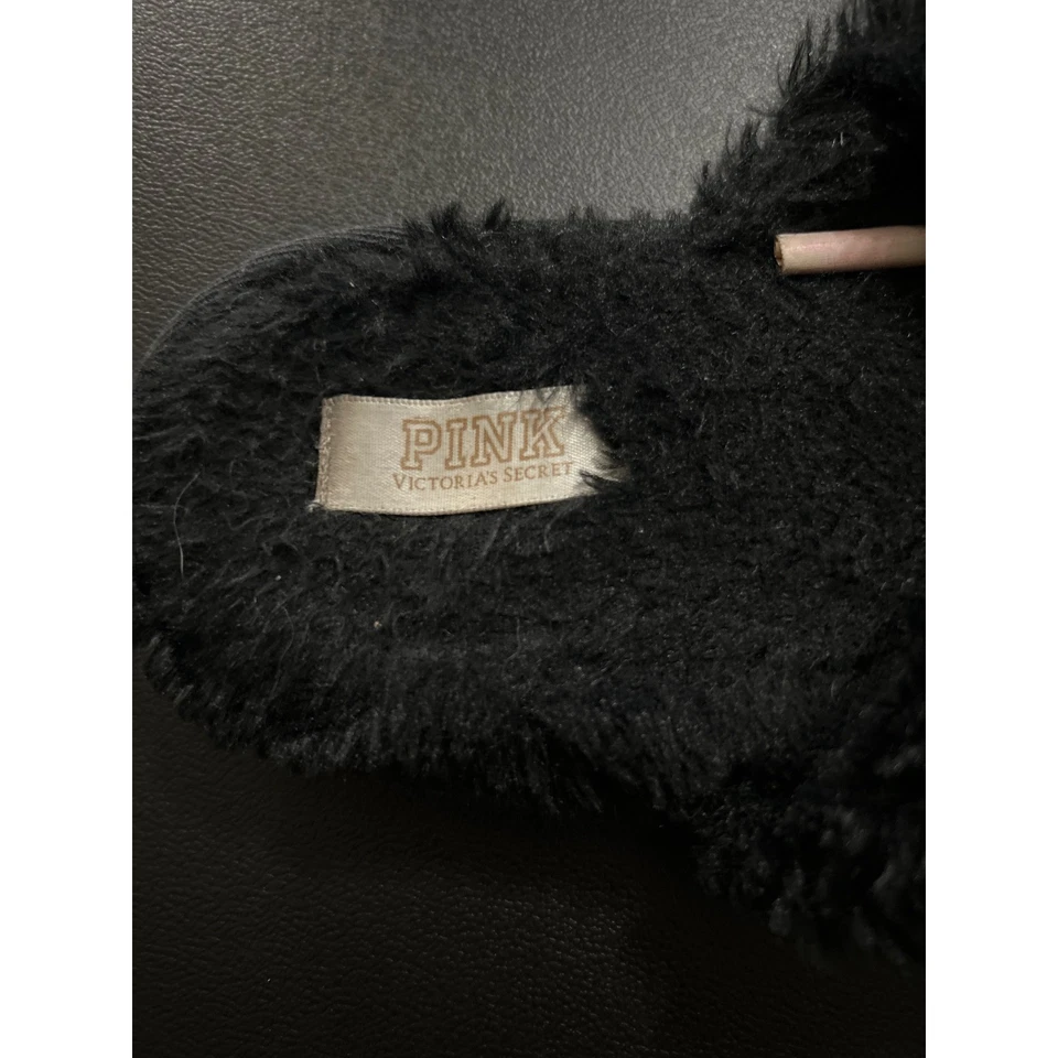 Chinelos Victoria's Secret rosa preto pele sintética difuso confortável aconchegante - Imagem 3 de 3