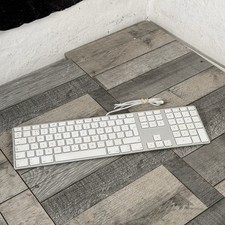Genuine Apple Extended UK Keyboard A1243 USB Hub Wired QWERTY Numerical Keypad