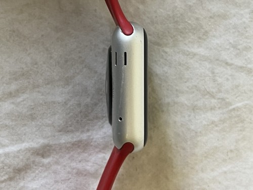 Apple Watch Sport 1st Gen Series 7000 Smartwatch Red Strap 38mm Aluminum Case - Picture 4 of 7