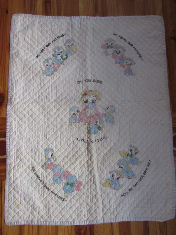 VTG HANDMADE EMBROIDERED 3 LITTLE KITTENS NURSERY RHYME BABY CRIB BLANKET QUILT