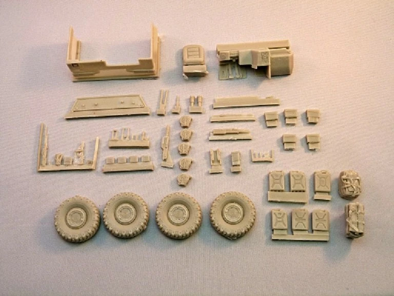 MMK F3056 IVECO LMV-SOG  conversion set for ITALERI 6504 - Immagine 2 di 4