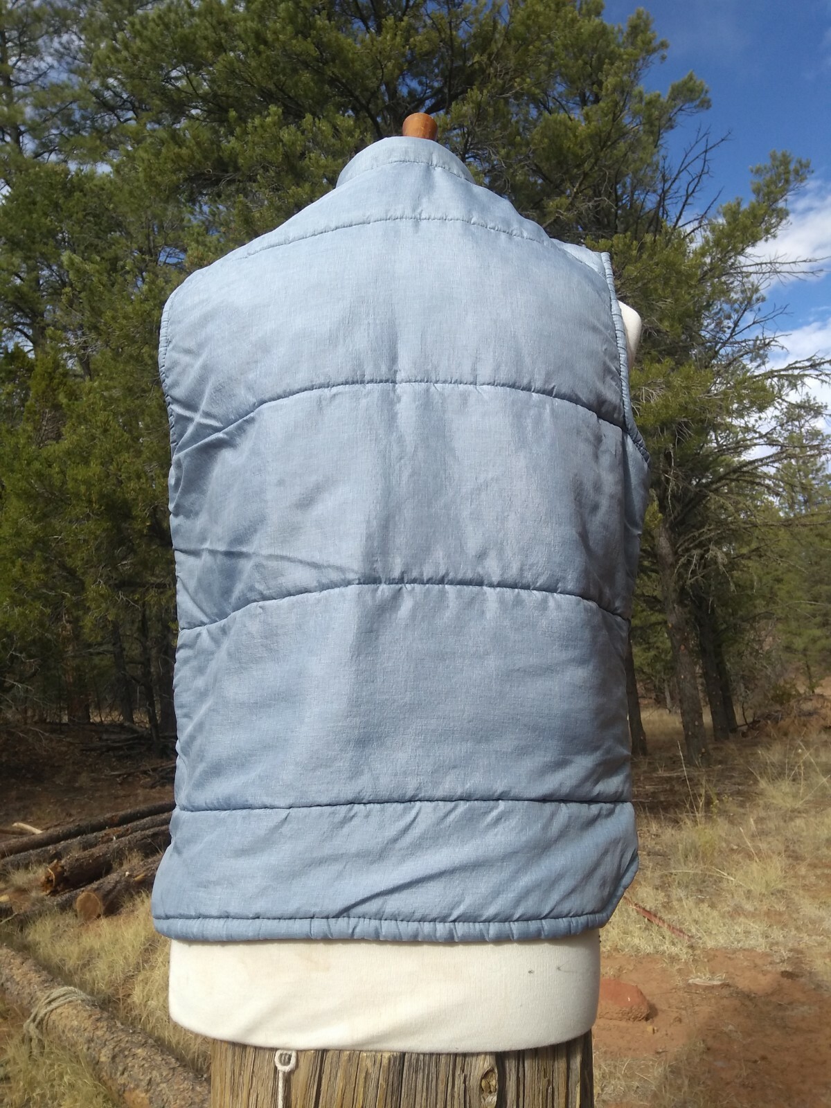 VINTAGE JcPenney Blue Chambray PUFFER Puffy VEST Yout… Gem