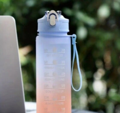 Get 2! NEW, 650 ml Water Bottle, progressive color x bottles, color