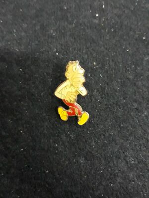 PIN MEN RED PANTS YELLOW SHOES