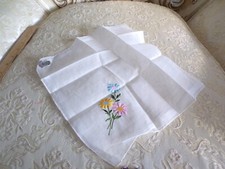 VTG New Hankie Yellow, Blue & Pink Daisys All Cotton Desco Switzerland