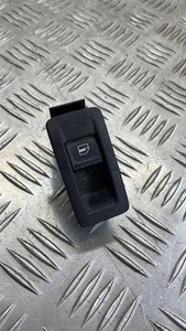 VW TOURAN 1T1, 1T2 Schalter für Fensterheber hinten links 1F0959527 31824024